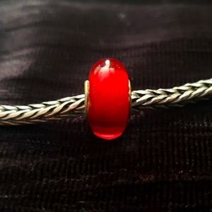 Trollbeads Small ruby red troll bead